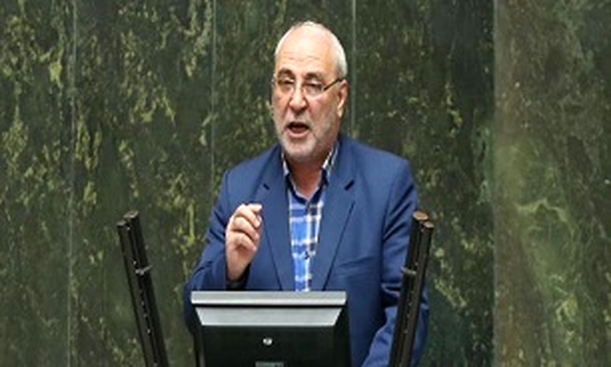 حاجی‌دلیگانی: باید به دنبال توسعه بازار نفتی خودمان باشیم 