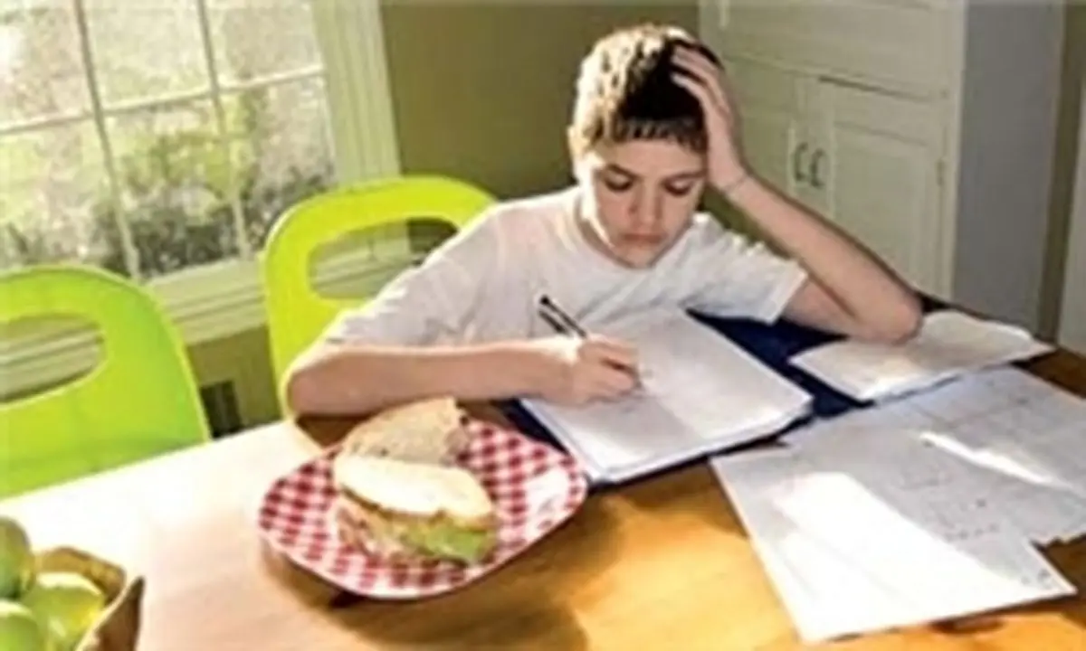 دانش‌آموزان ‌چه ‌غذاهایی ‌نخورند؟