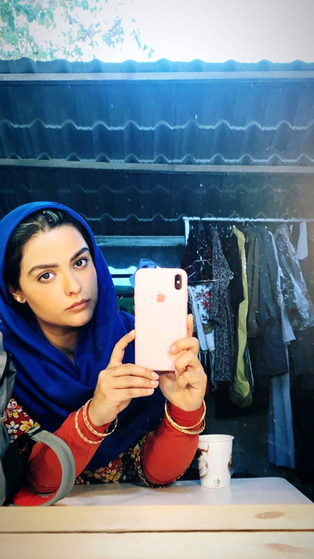 ظاهر ساده دنیا مدنی + عکس