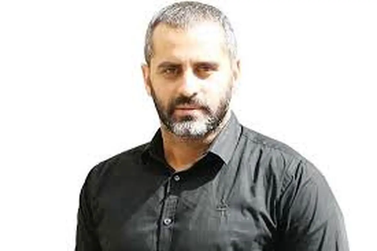افسار شتر در دست «علیرام نورایی»/عکس