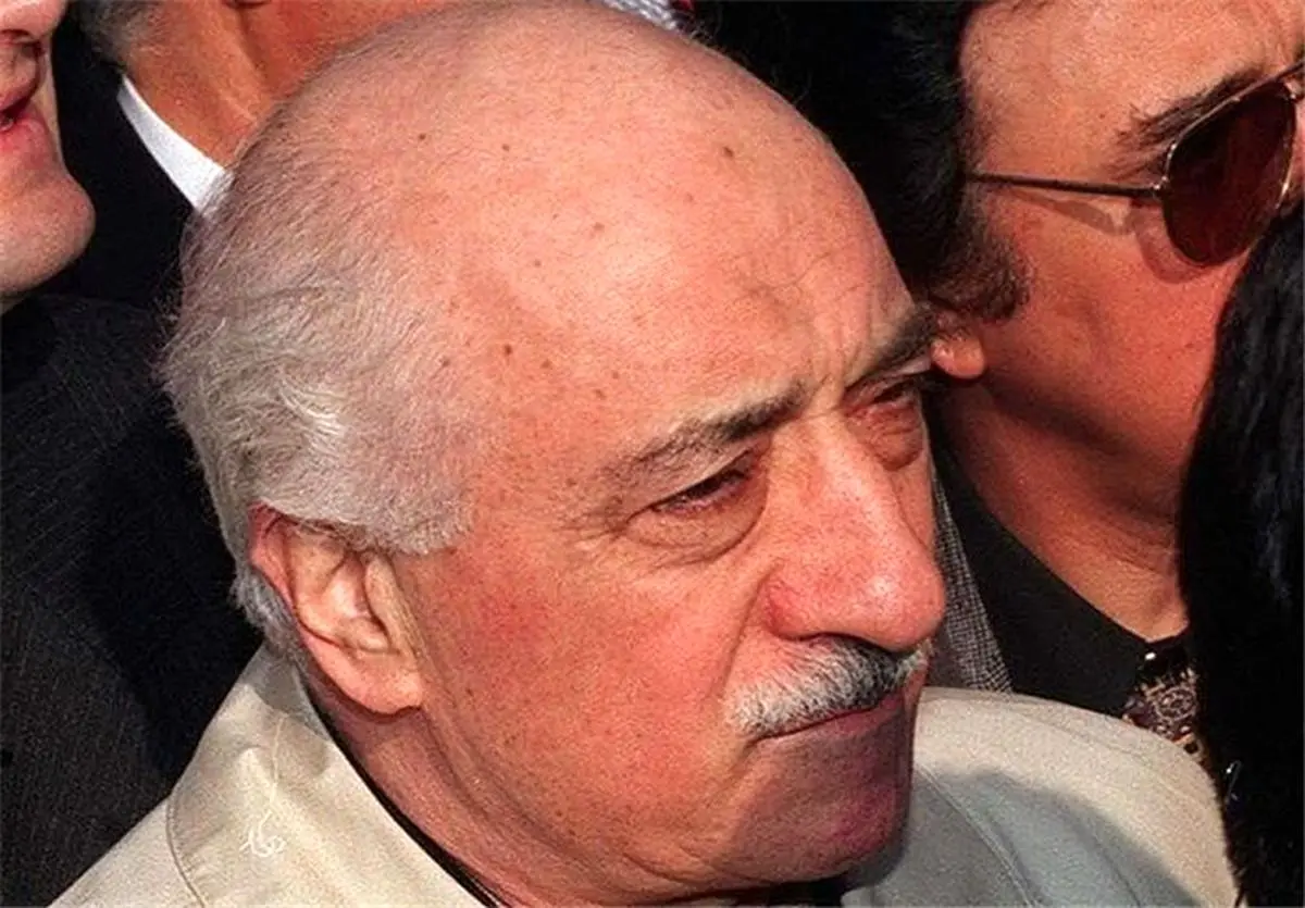 آمریکا اقدامات گولن را بررسی می‌کند