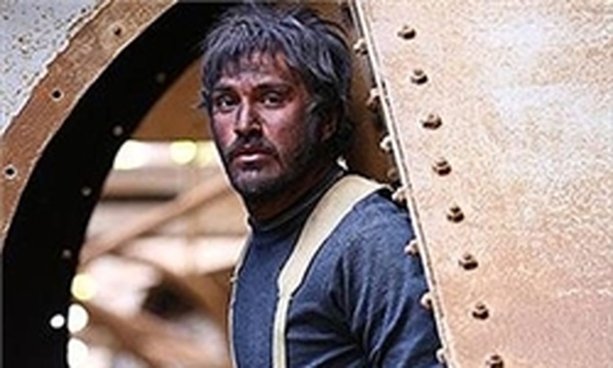 فارابی از حمایت فیلم دفاع مقدسی «ملکه» پا پس کشید
