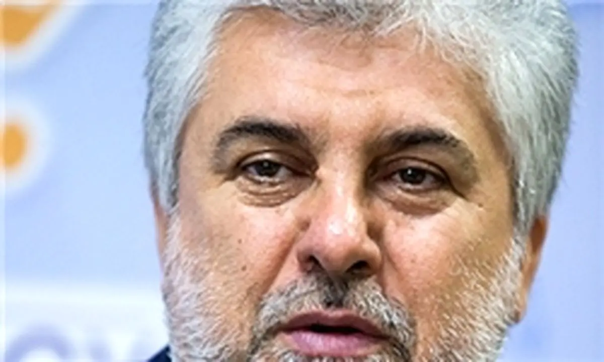 واکنش رئیس سازمان بسیج اساتیدکشور از اهدای هدایا به وندی شرمن