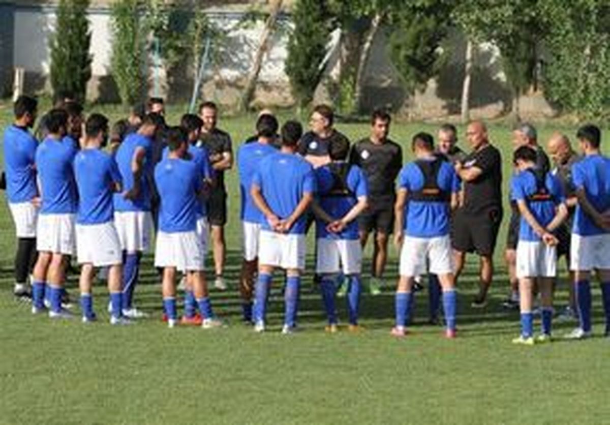 تعطیلی استقلال!