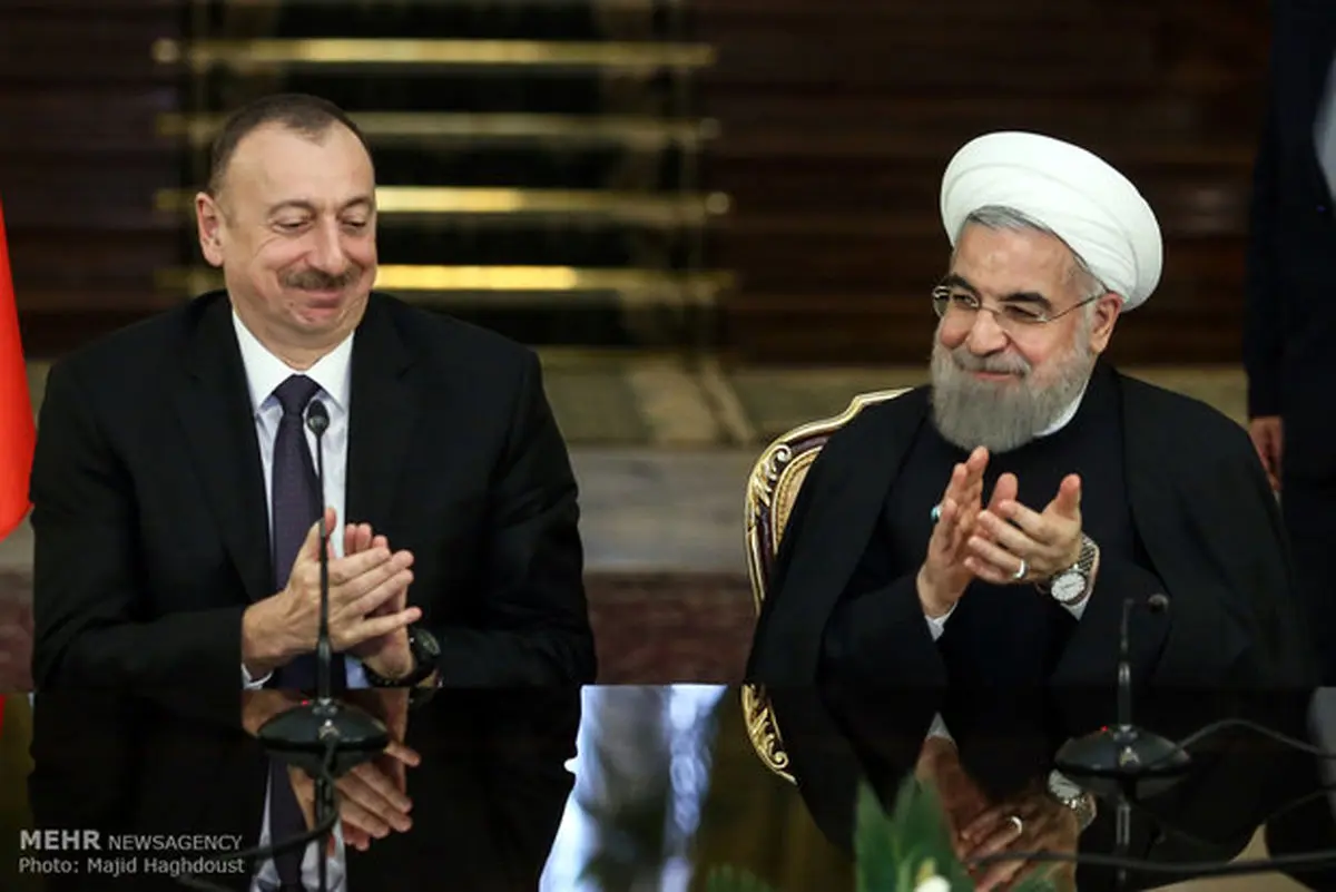ایران و آذربایجان ۱۱ موافقتنامه و یادداشت تفاهم همکاری امضا کردند