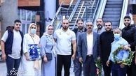 امیر حسین زارع در کنار خانواده اش + عکس