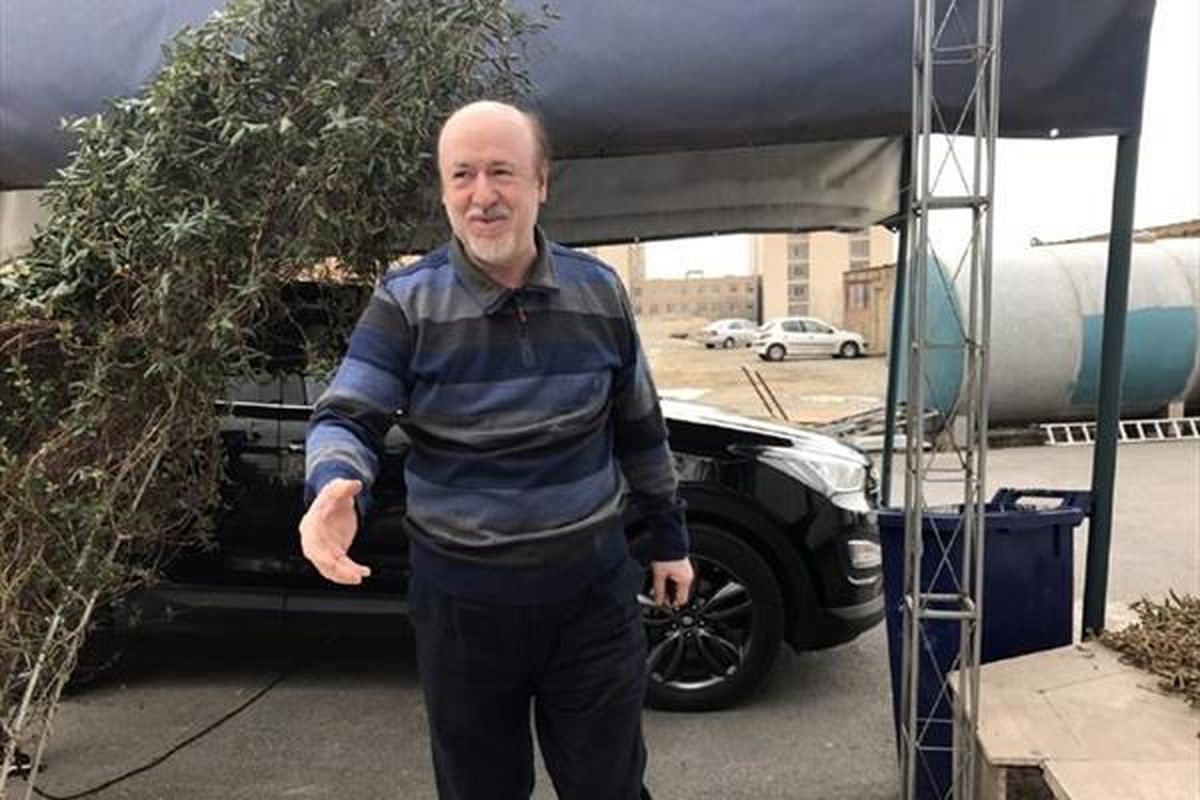 پرداخت بدهی‌ها واجب‌تر از انتخاب جانشین منصوریان