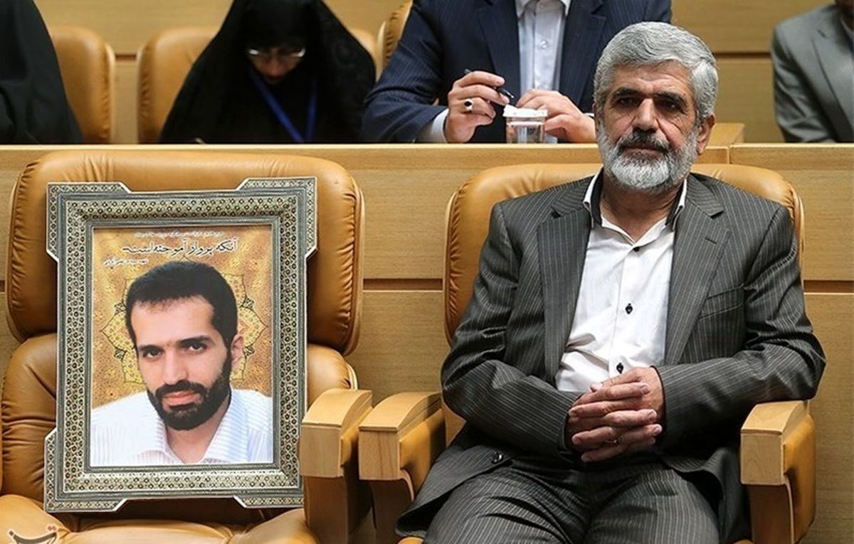 پدر شهید هسته‌ای به جمع حامیان «جبهه مردمی نیروهای انقلاب» پیوست
