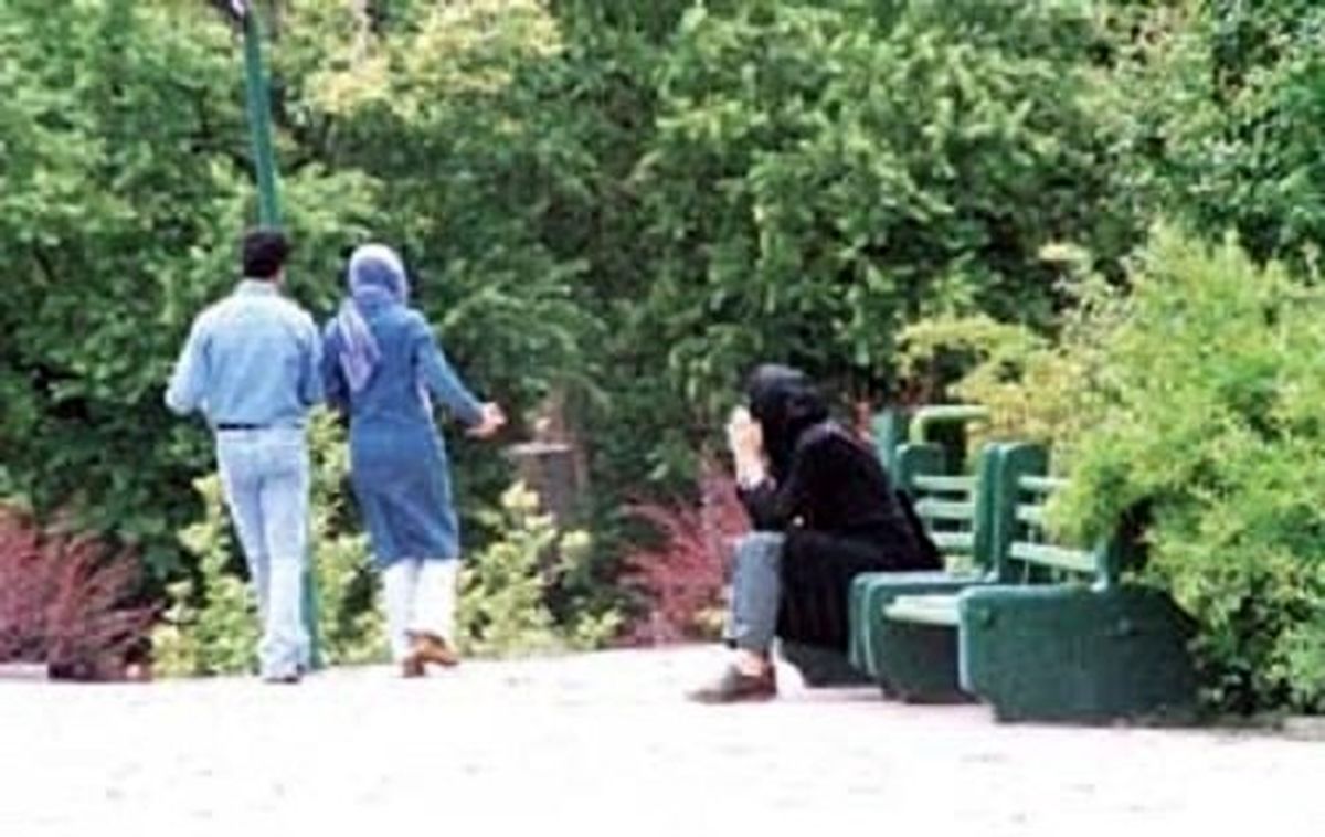 چرا با این همه رنگ و لعاب، روز به روز  بر تعداد دختران مجرد می افزاید؟