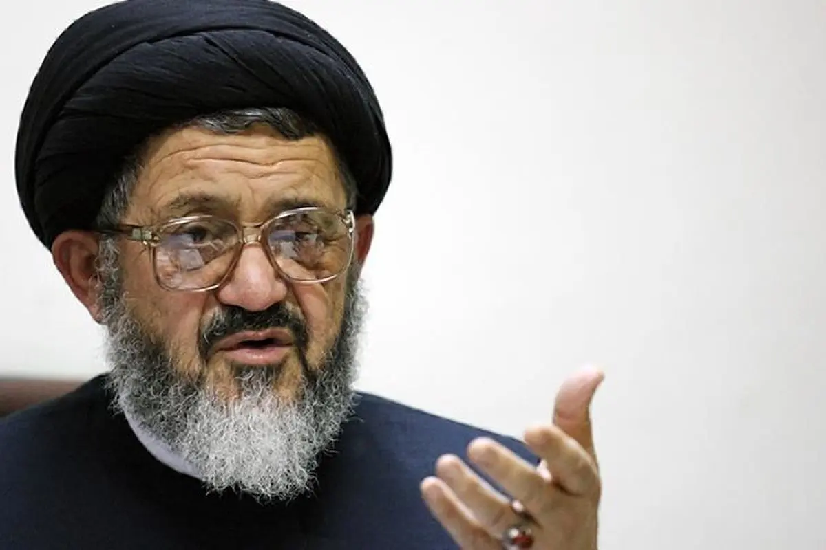 لاریجانی «معتدل» است و نسبت به عارف برای ریاست مجلس ارجحیت دارد
