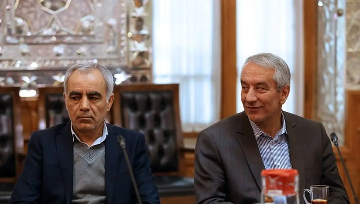 دو دستگی درهیات رئیسه فدراسیون فوتبال