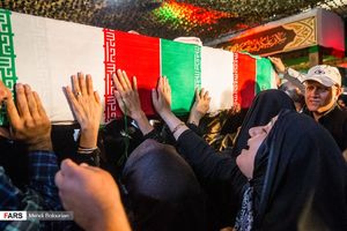 
شهدای ترور در جوار شهیدان مدافع حرم به خاک سپرده می‌شوند
