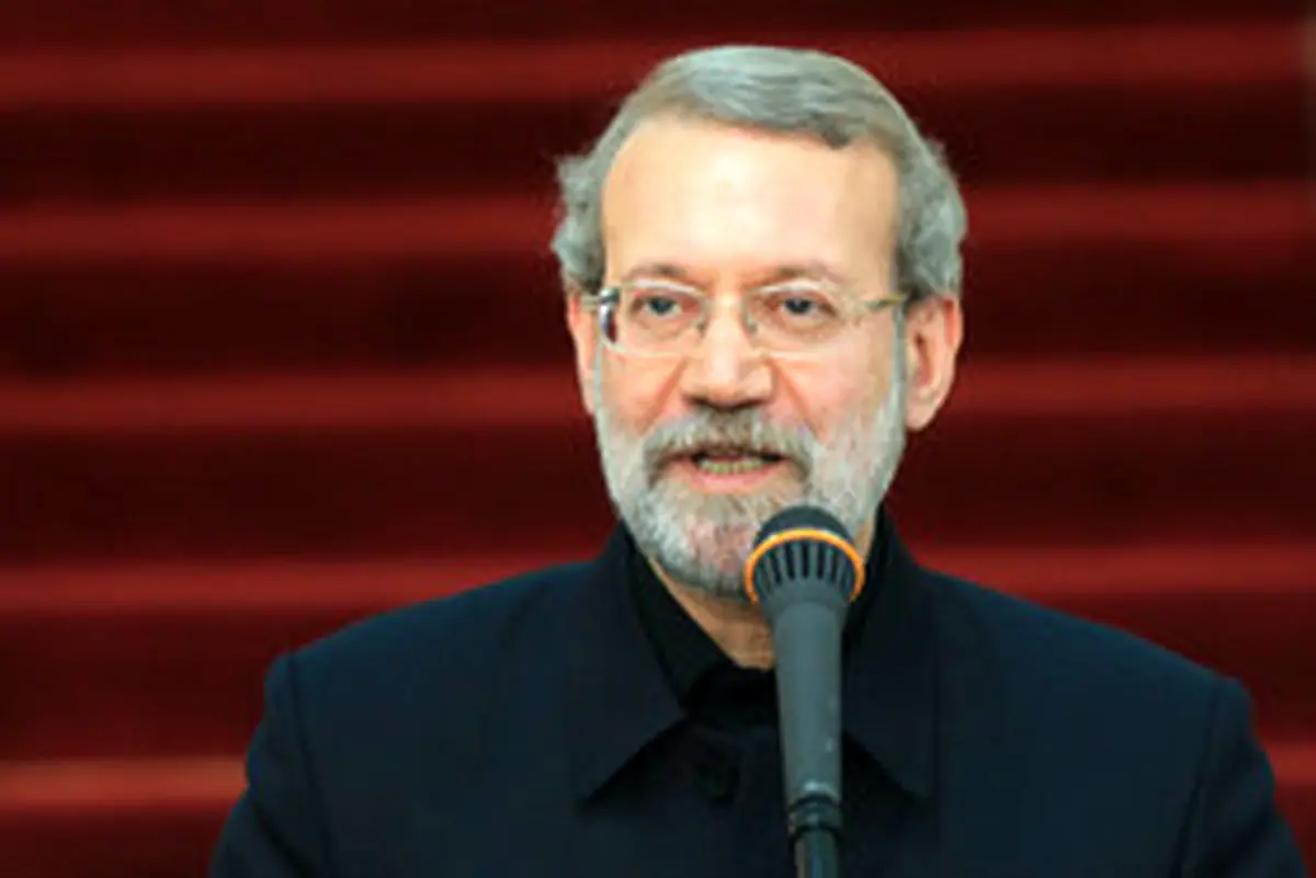 لاریجانی آغاز سال نو میلادی را تبریک گفت