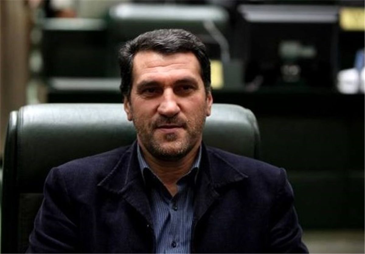 قاچاق کالا پتک سنگینی بر اقتصاد کشور وارد کرده است