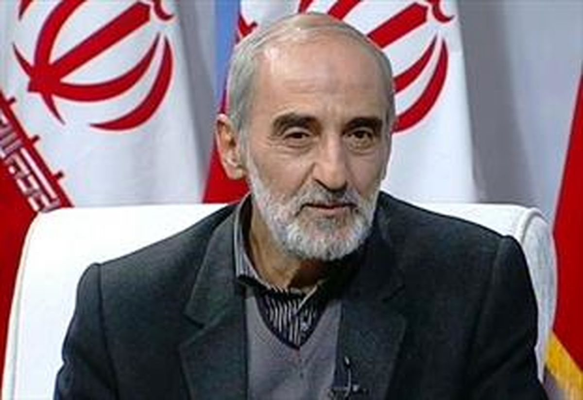 کنایه جالب حسین شریعتمداری به روحانی
