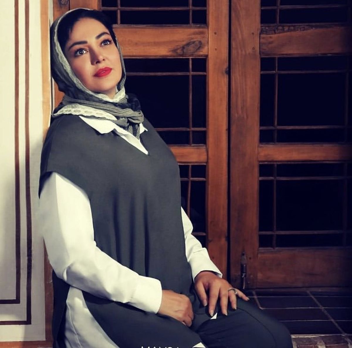 تیپ ساده رزیتا غفاری + عکس