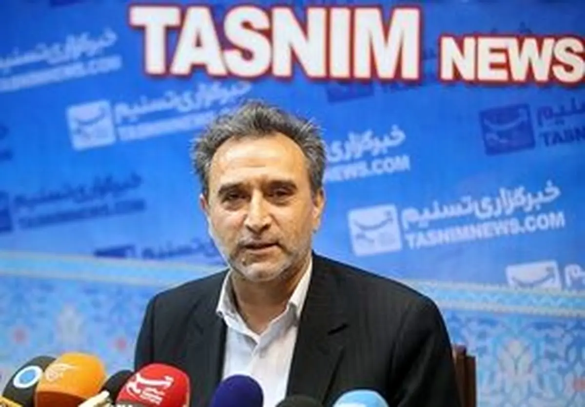 
دهقان: ادعاهای دولتی‌ها درباره آزادی بیان خنده‌دار است
