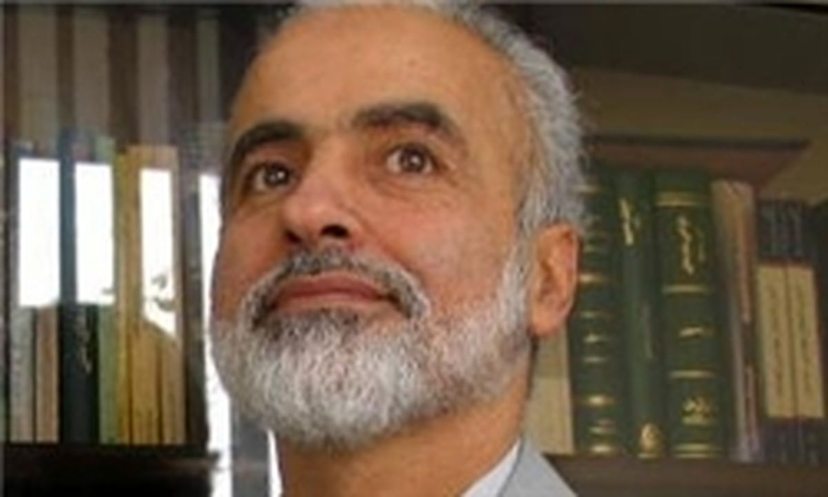باید با آمریکا اتمام حجت کنیم و تحقیقات هسته‌ای را از سر بگیریم
