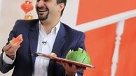 هندوانه خوردن نیما کرمی در یک برنامه تلویزیونی + عکس