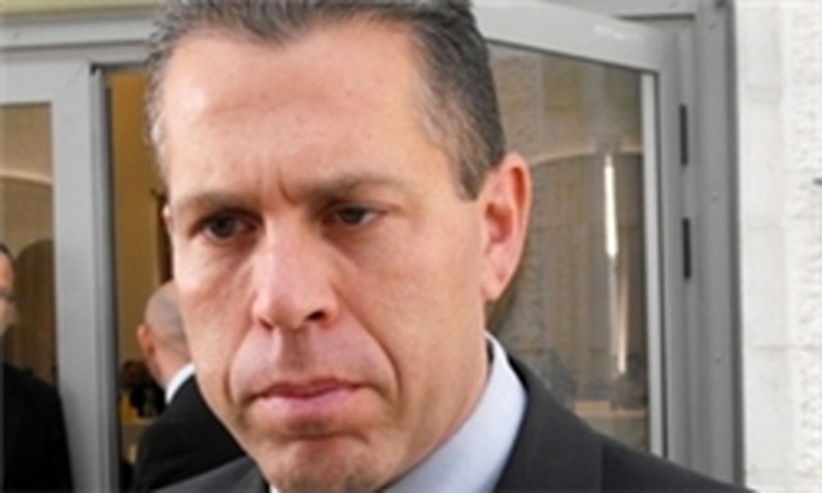 از اثرگذاری ادبیات روحانی پریشان شده‌ام