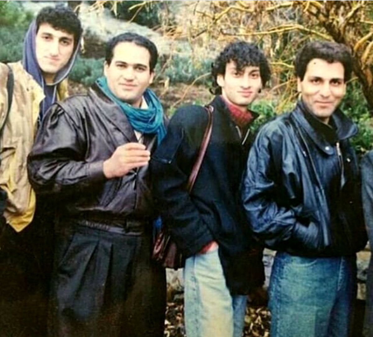 عکس بانمک از تیپ مهران مدیری و بازیگران طنز در 25 سال قبل