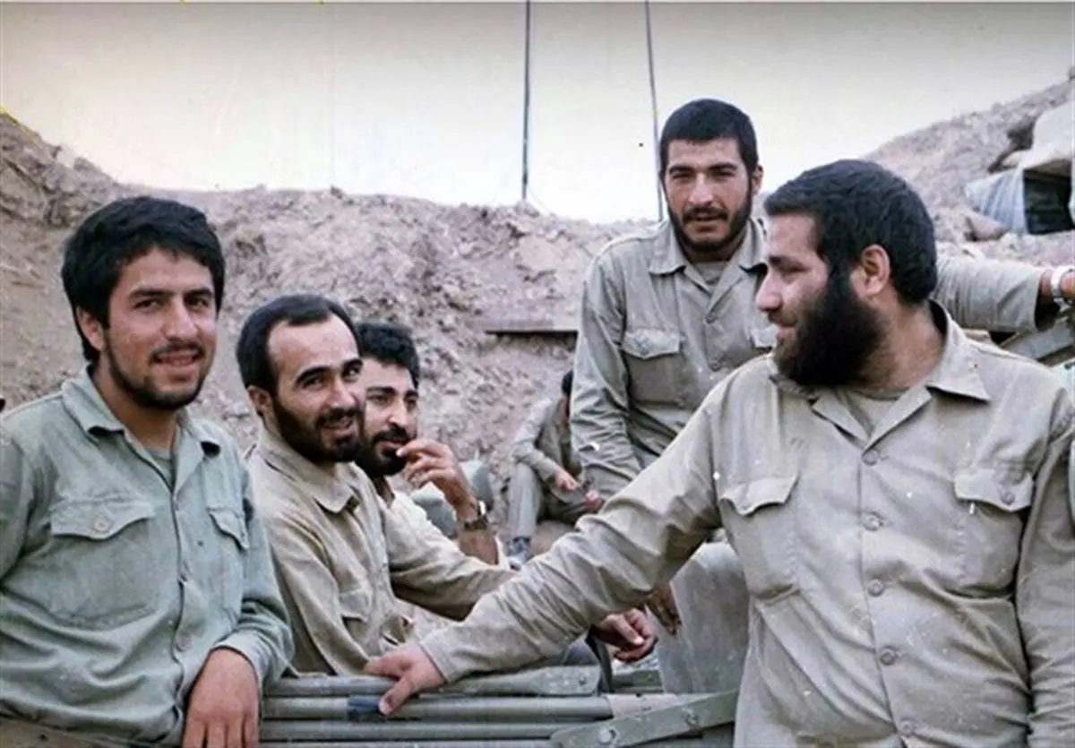 «شهید خرازی» در تمام منصب‌ها خودش بود + عکس