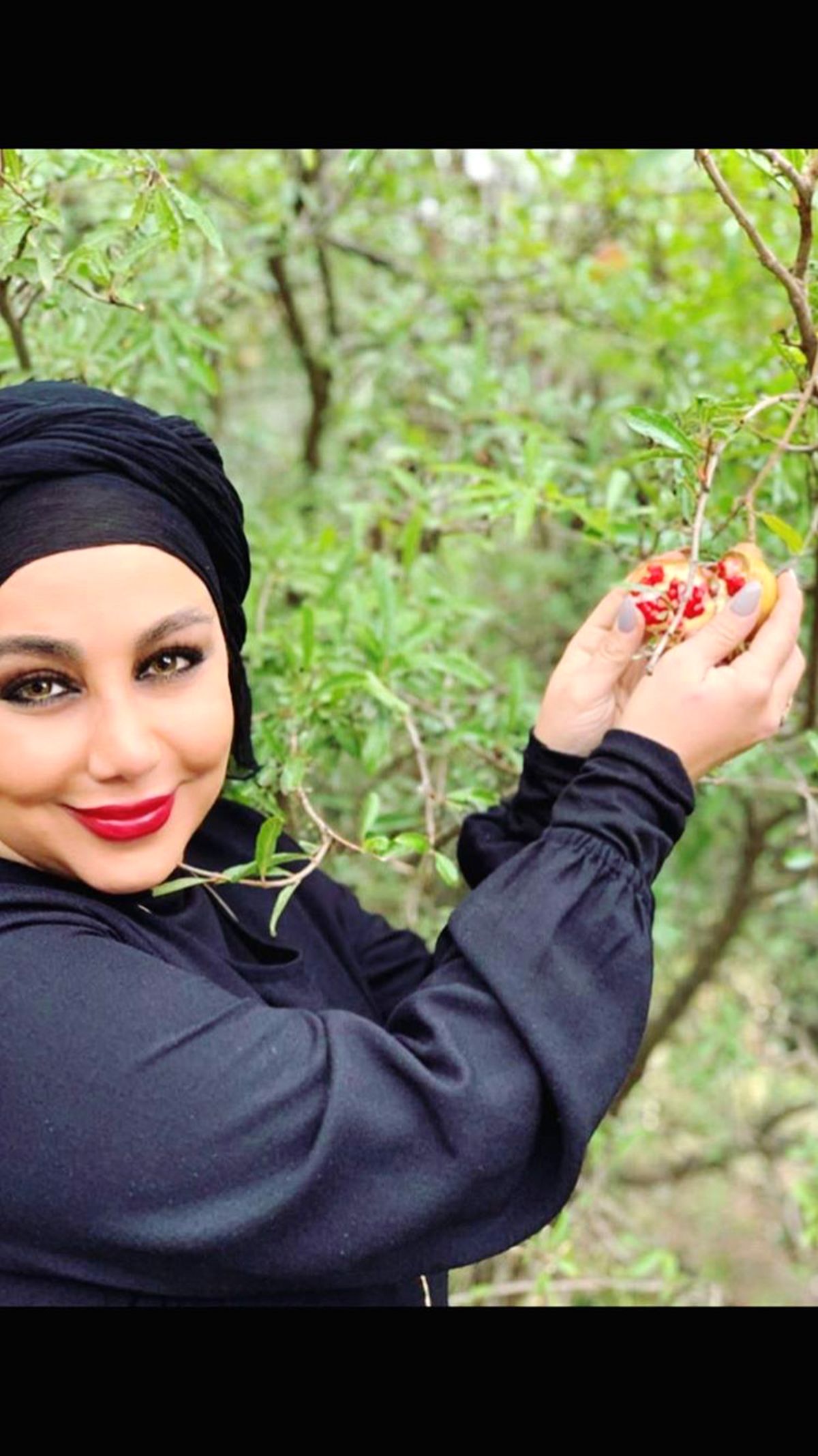 بهنوش بختیاری در یک باغ + عکس