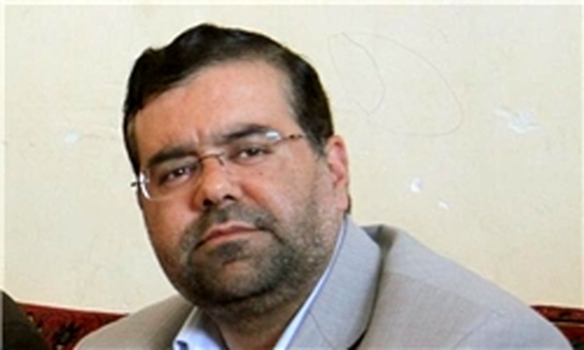 راه حل مبارزه با فساد و رانت‌خواری از دید احمدزاده