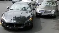 جولان خودروهای لوکس در نمایشگاه های تهران/ سود چند صدمیلیونی دلالان خودروهای لوکس!