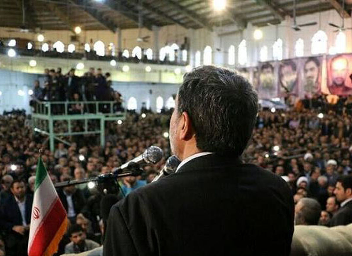 نگرانی اصلاح طلبان از سفرهای احمدی نژاد
