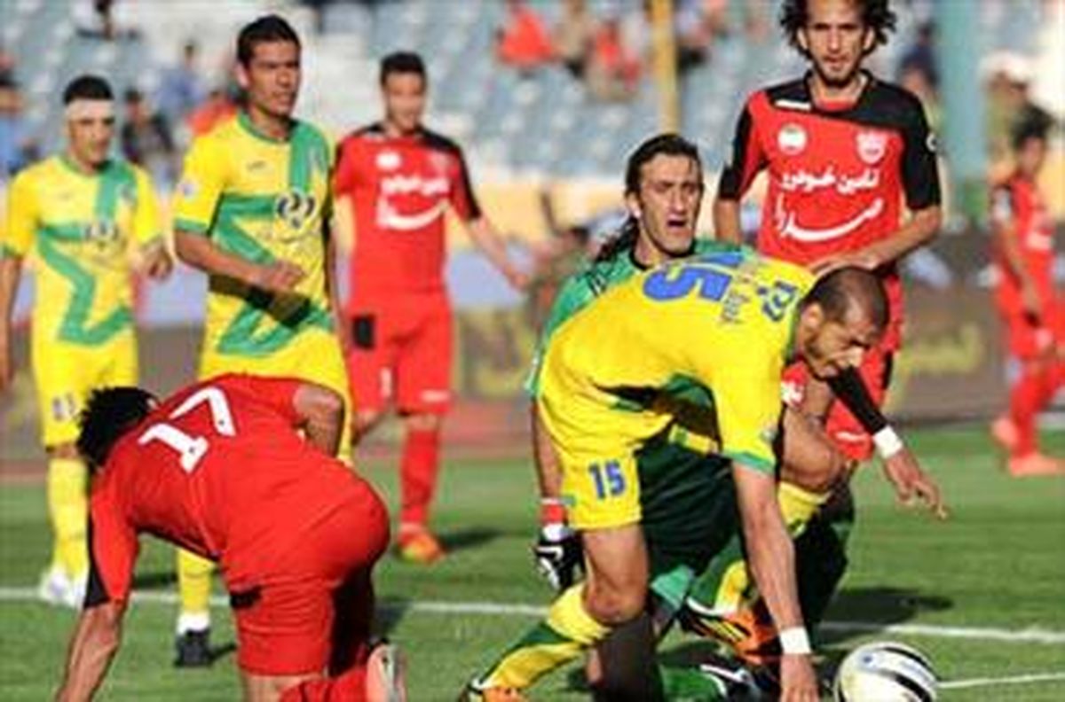 پرسپولیس بعد از ۱۱۰ هفته صدرنشین