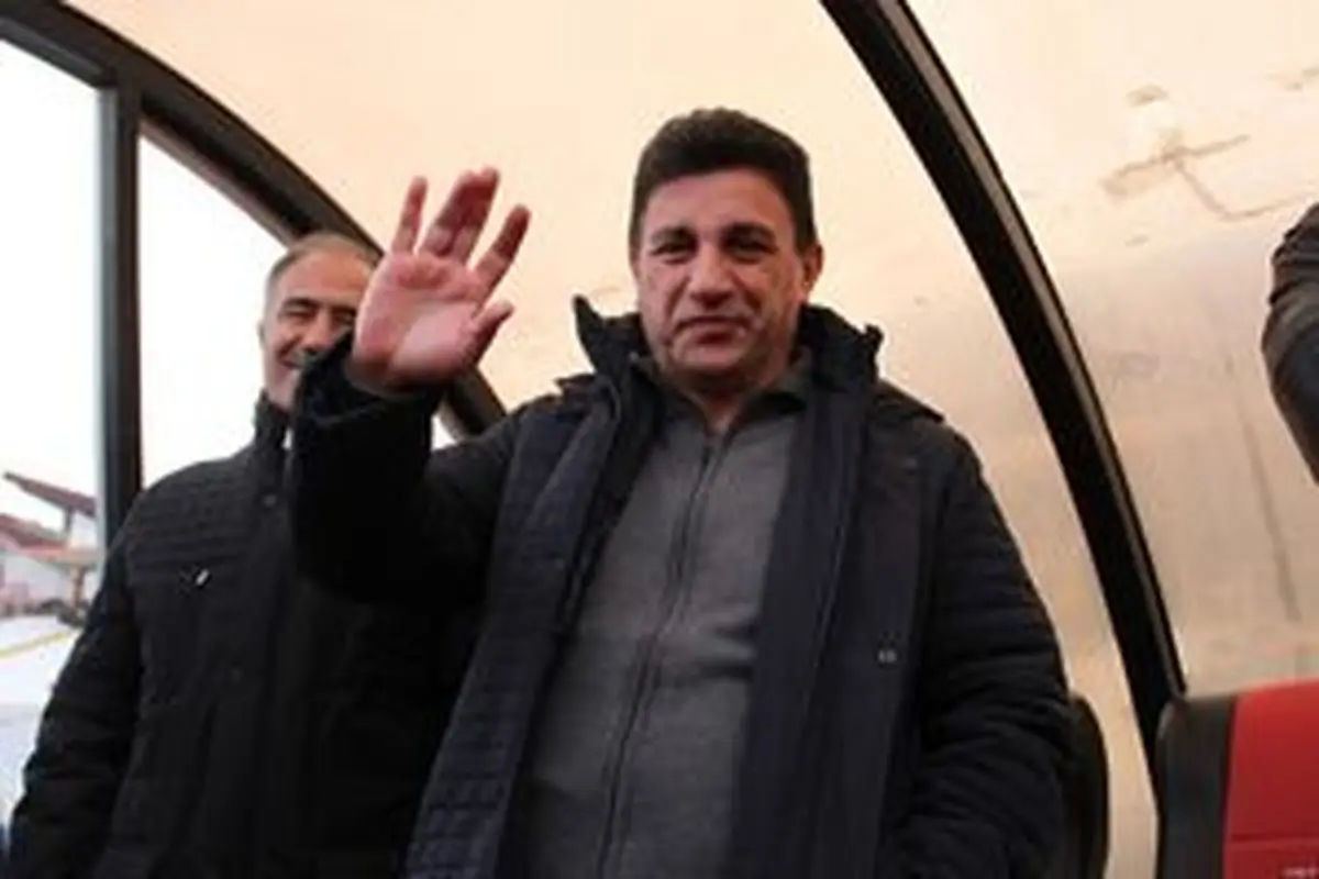 خداحافظی قلعه‌نویی از بازیکنان تراکتور