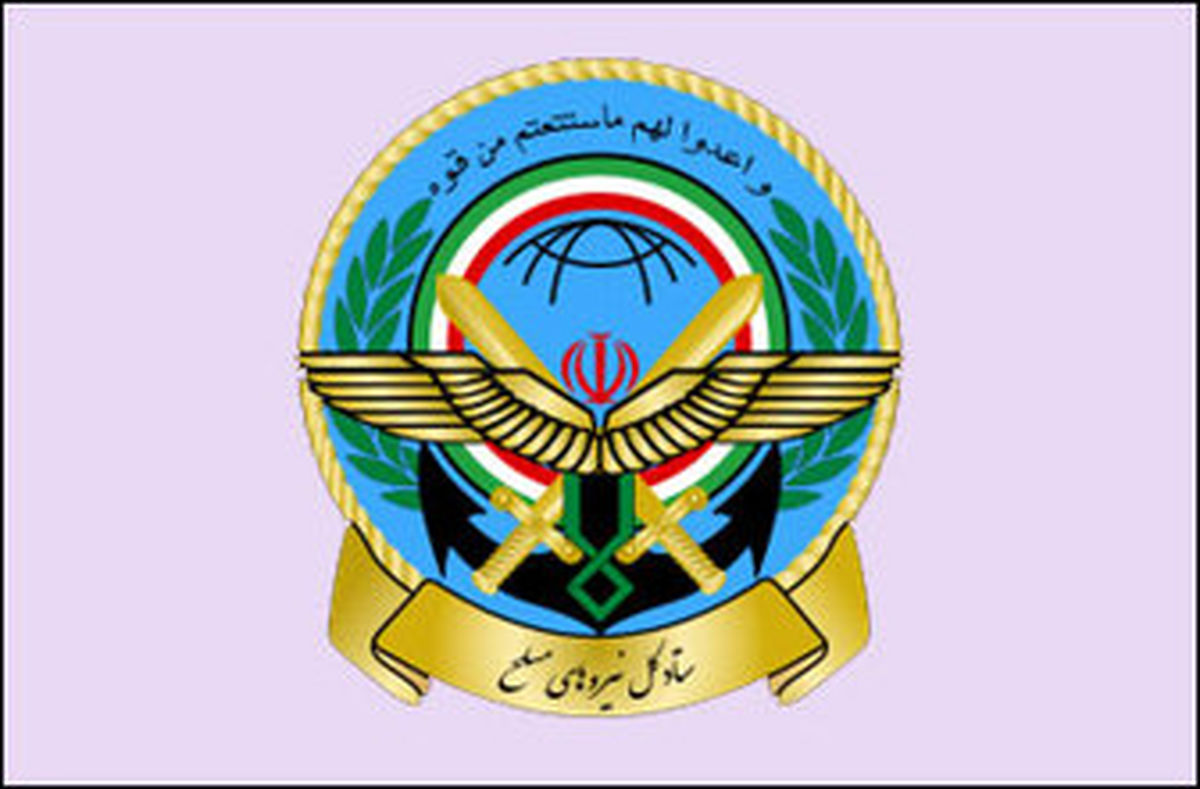 برگزاری مراسم تجدید میثاق فرماندهان یگان‌های نیروهای مسلح با امام خمینی(ره)