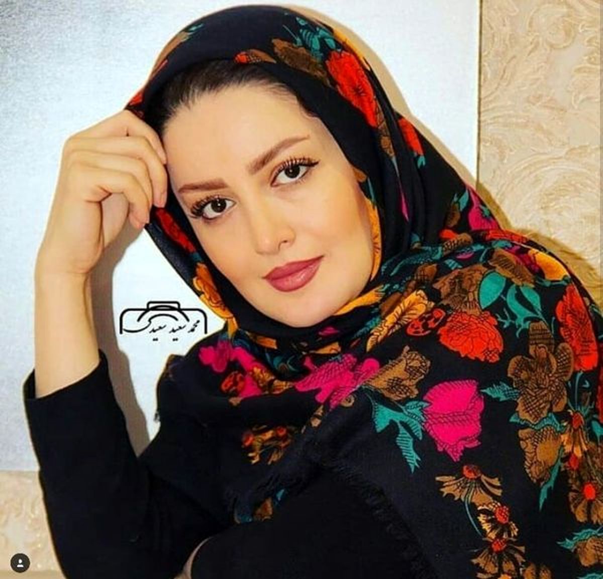 روسری زیبای شیلا خداداد + عکس