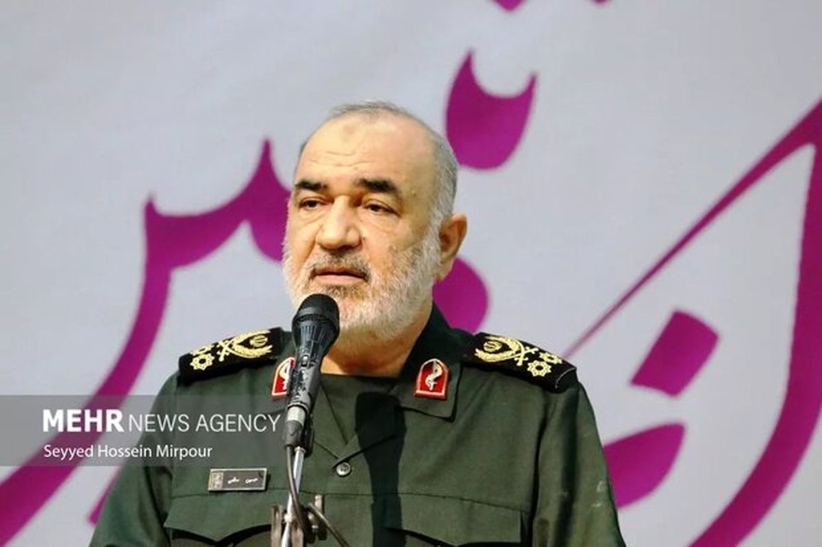 سرلشکر سلامی : به‌دنبال پیشرفته‌ترین سلاح‌ها هستیم