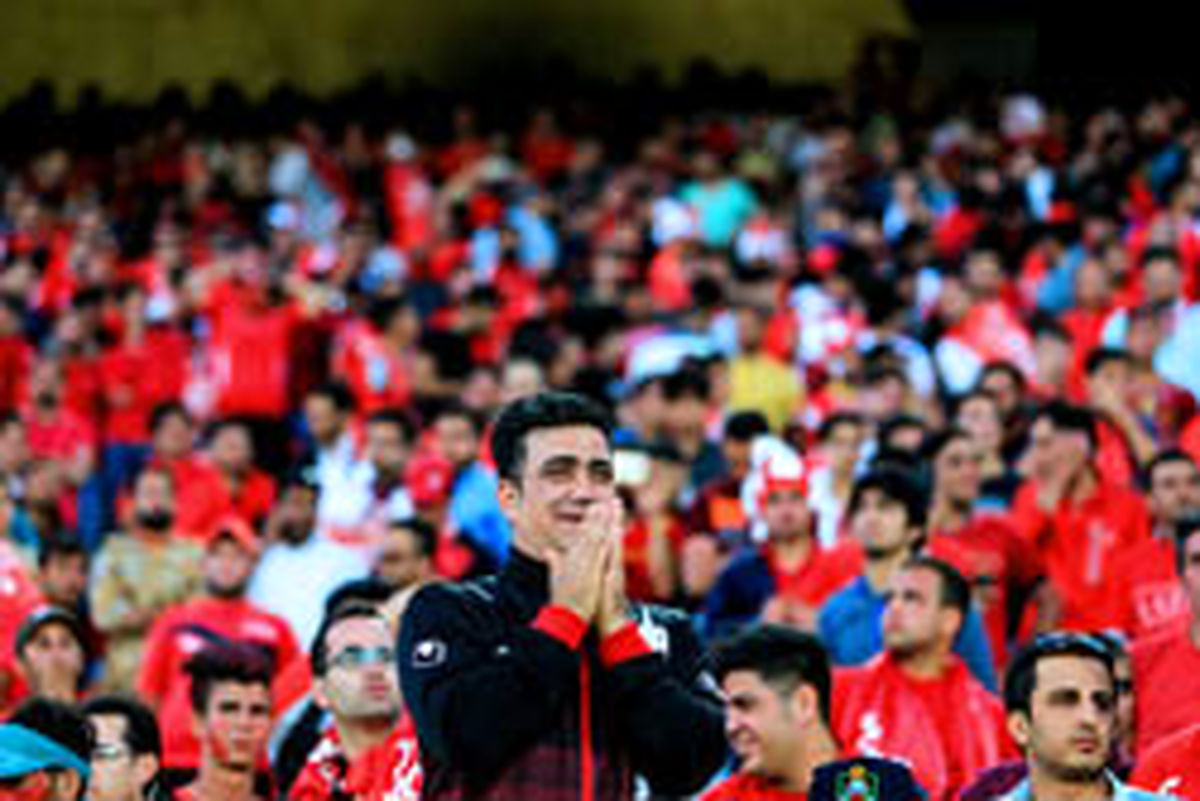 تجمع پرسپولیسی‌ها مقابل فدراسیون فوتبال 