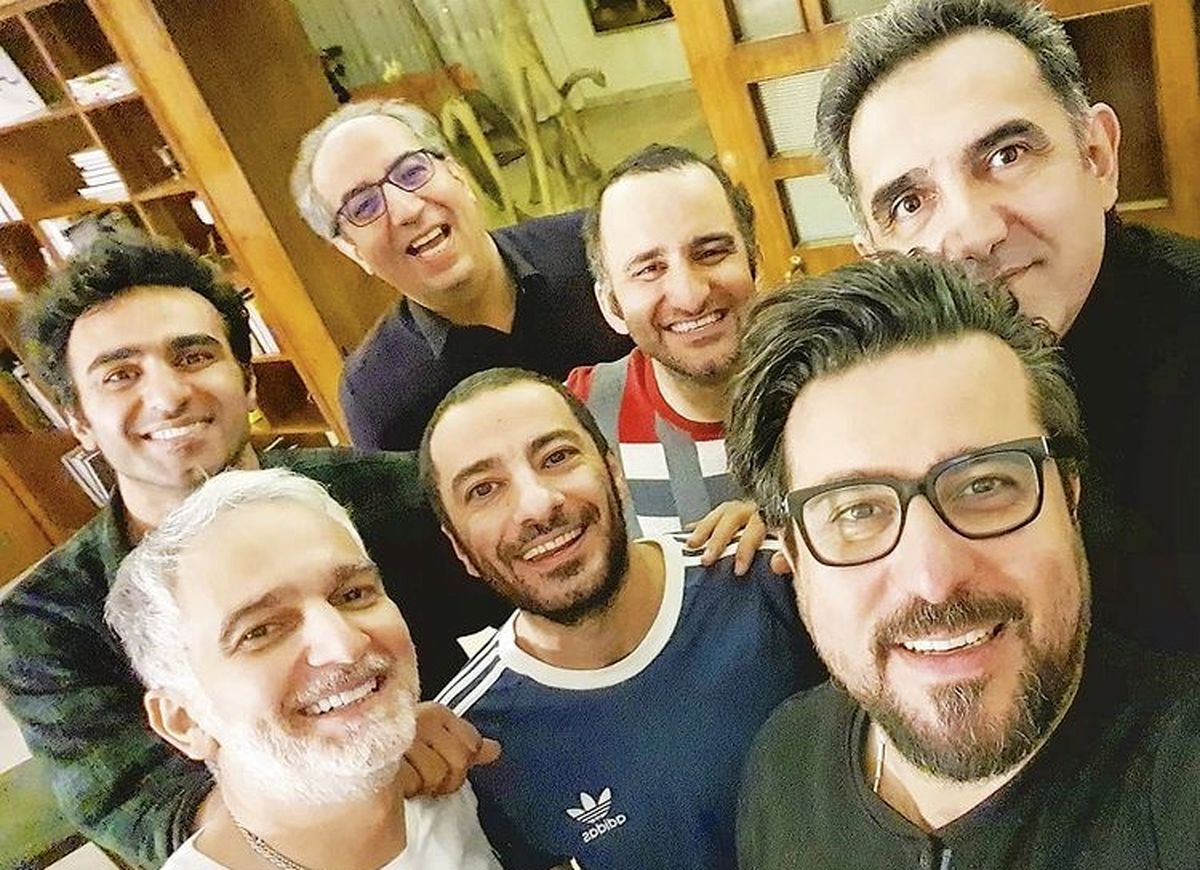 محسن کیایی در جمع دوستانش + عکس