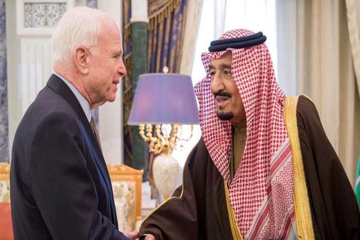 دیدار «مک کین» با پادشاه عربستان