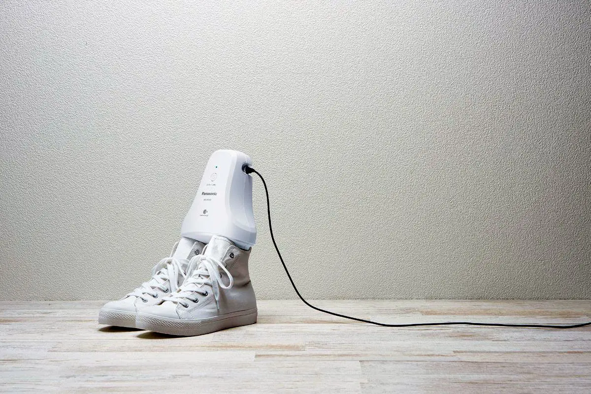 این دستگاه بوی بد پا را از بین می برد