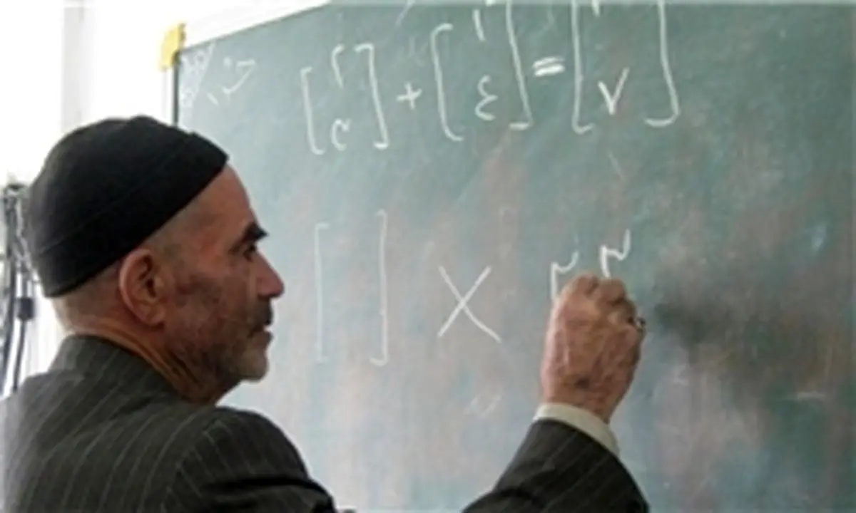 عشق به تحصیل در سن 79 سالگی + تصاویر