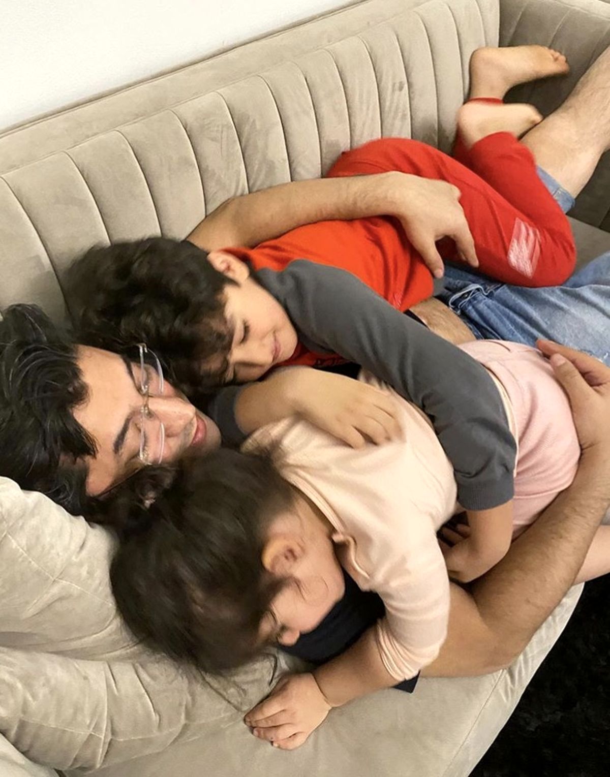 خانواده خسته شیلا خداداد + عکس