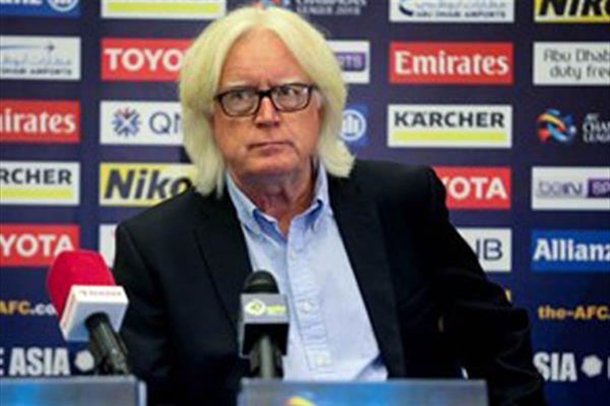 ماجرای عجیبی که سرمربی استقلال در مورد پرسپولیسی‌ها فاش کرد