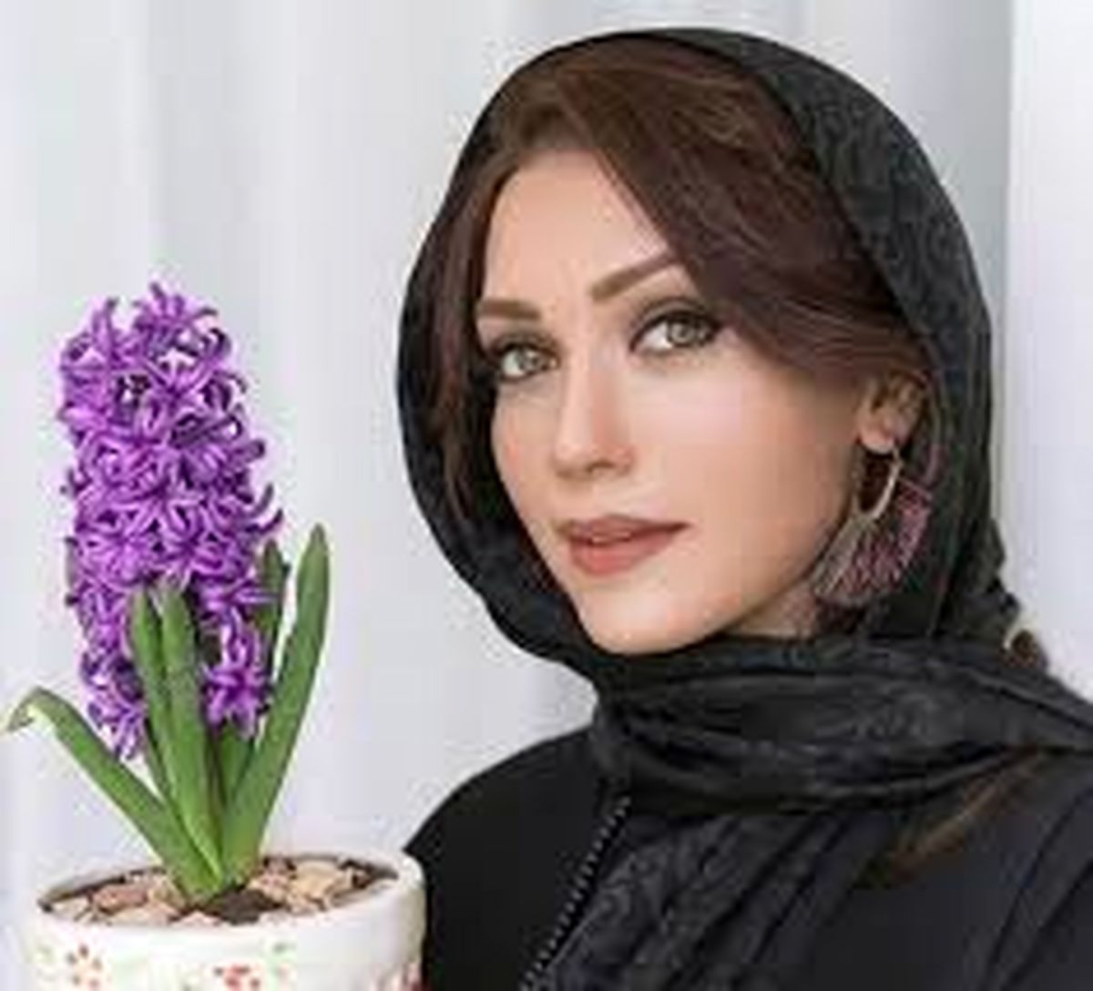 عیادت خانم بازیگر از بازیگر آوای باران+عکس
