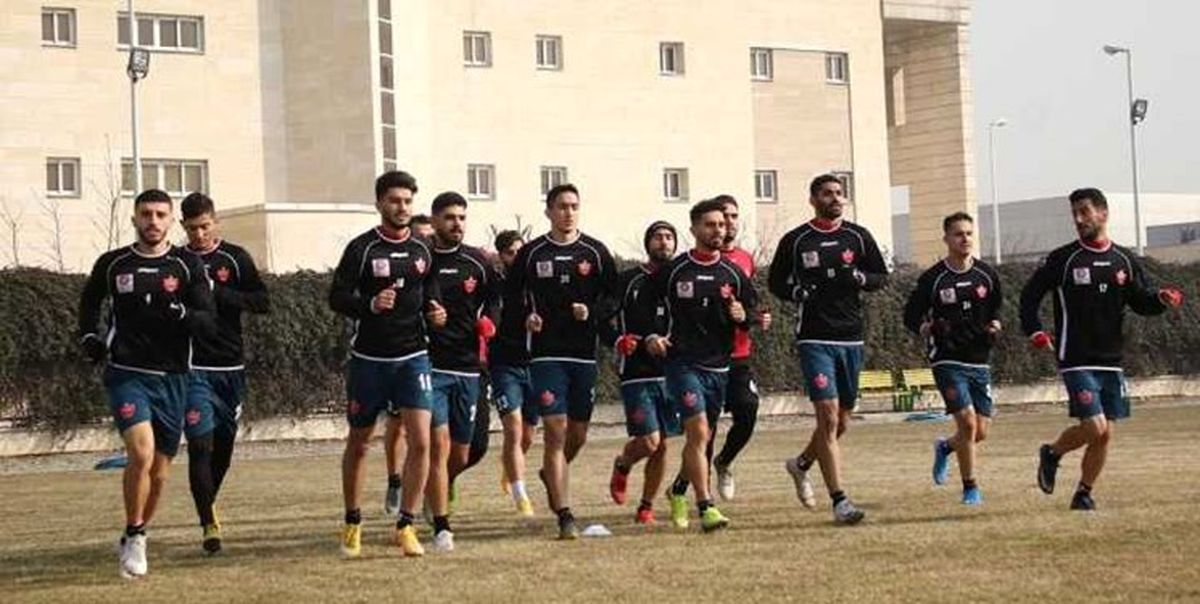 پرسپولیس در بن بست مالی/ سرخ‌ها در آستانه اعتصاب