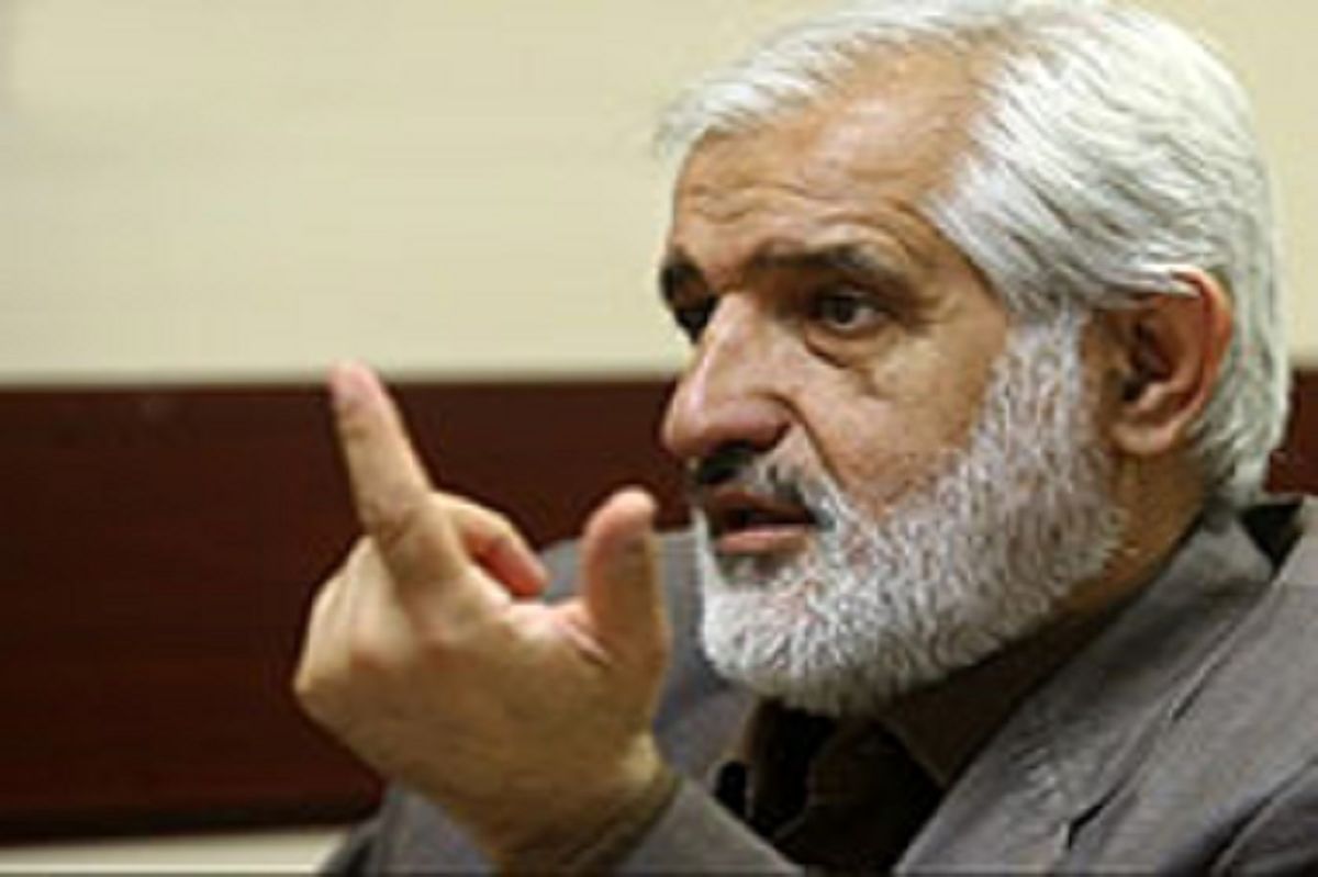 عارف اگر می خواهد وزن اصلاح طلبان در مجلس را بسنجد برای ریاست نامزد شود