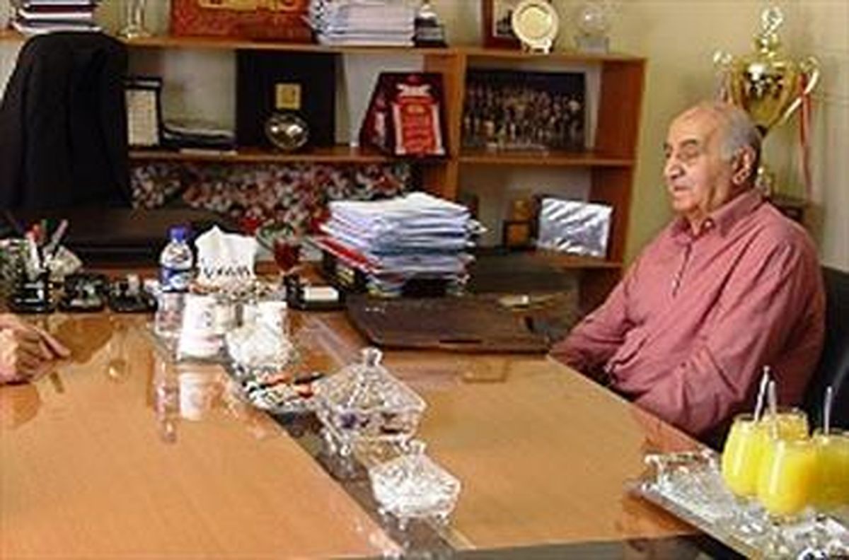 یک قصاب جای من داور دربی شد
