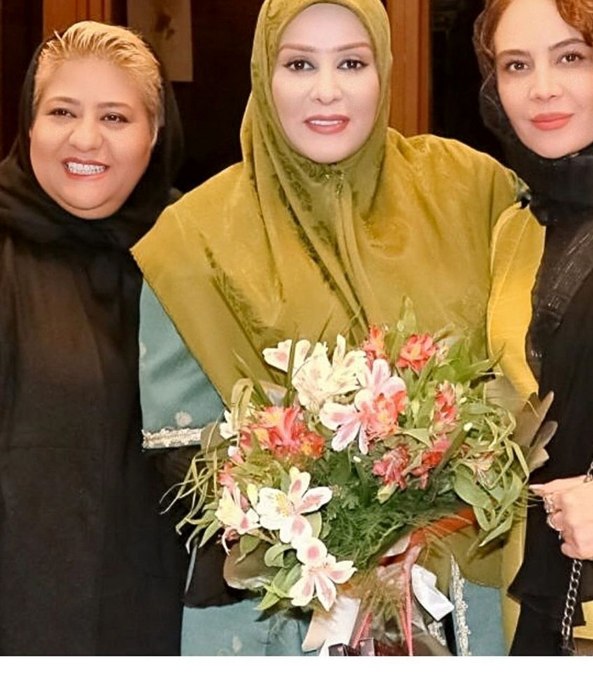 خانم بازیگر تازه از فرنگ برگشته در پشت صحنه نمایش جدیدش+عکس