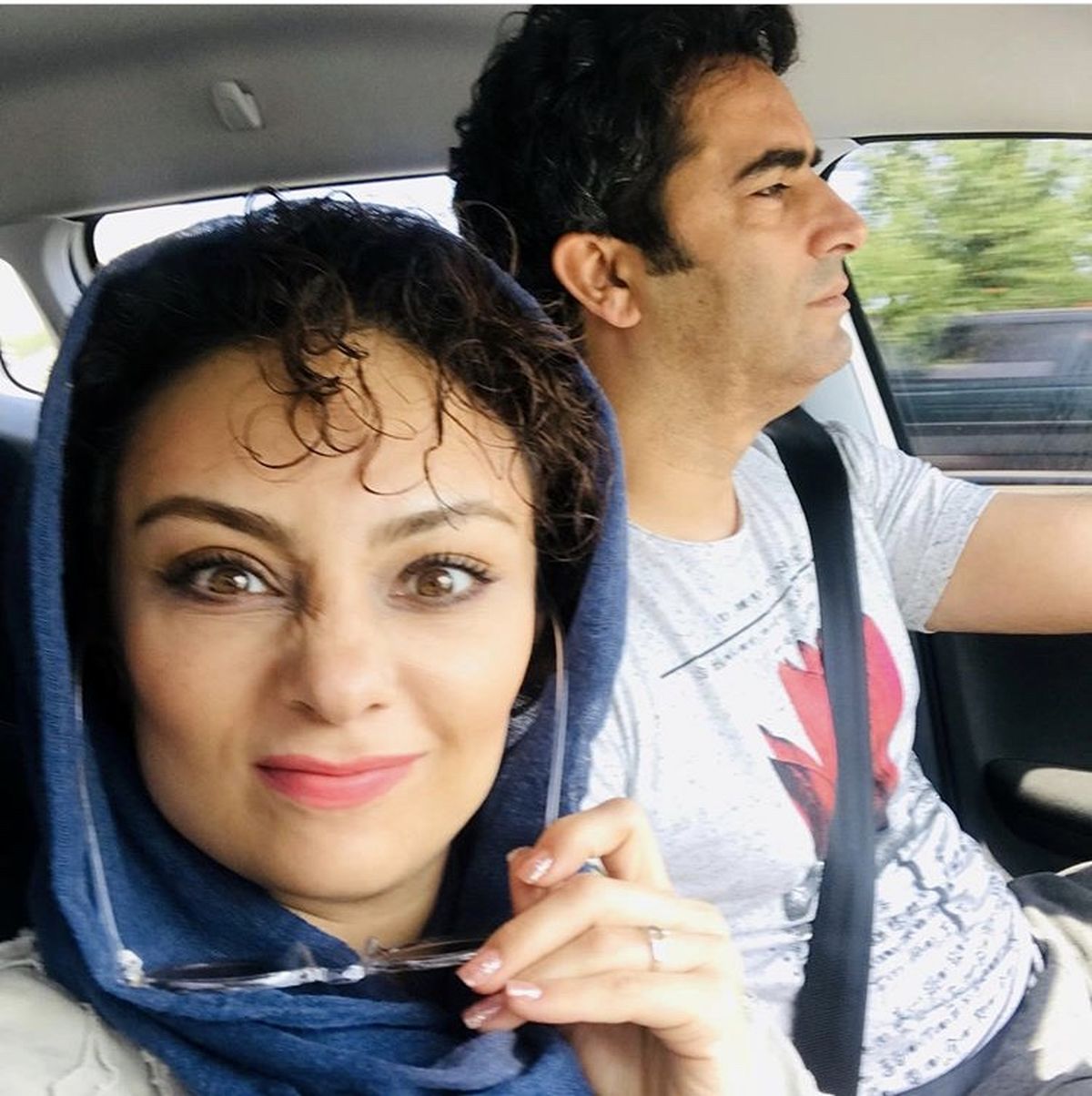 سلفی آقا و‌خانم دل در ماشین + عکس