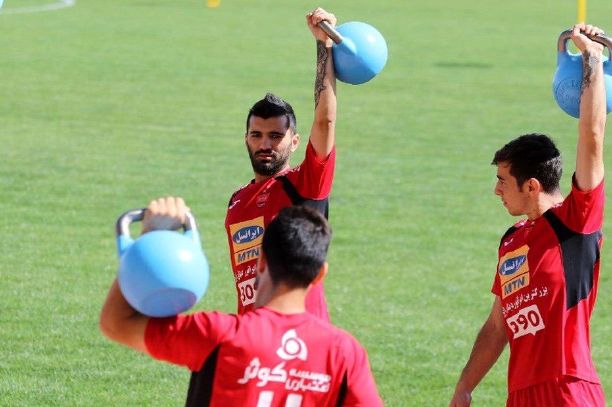 رونمایی از خالکوبی مشترک دو هافبک پرسپولیس (عکس)
