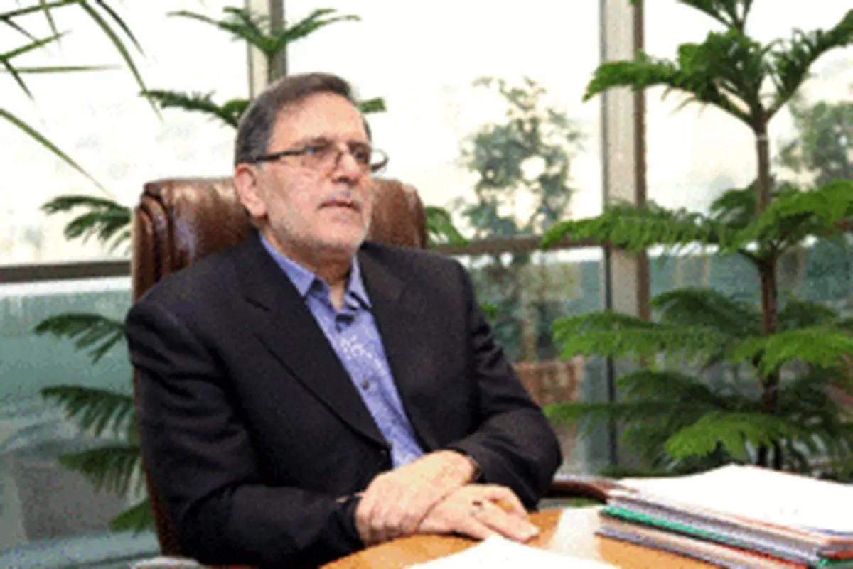 کاهش نرخ دلار در بازار آزاد بیش از این منطقی نیست